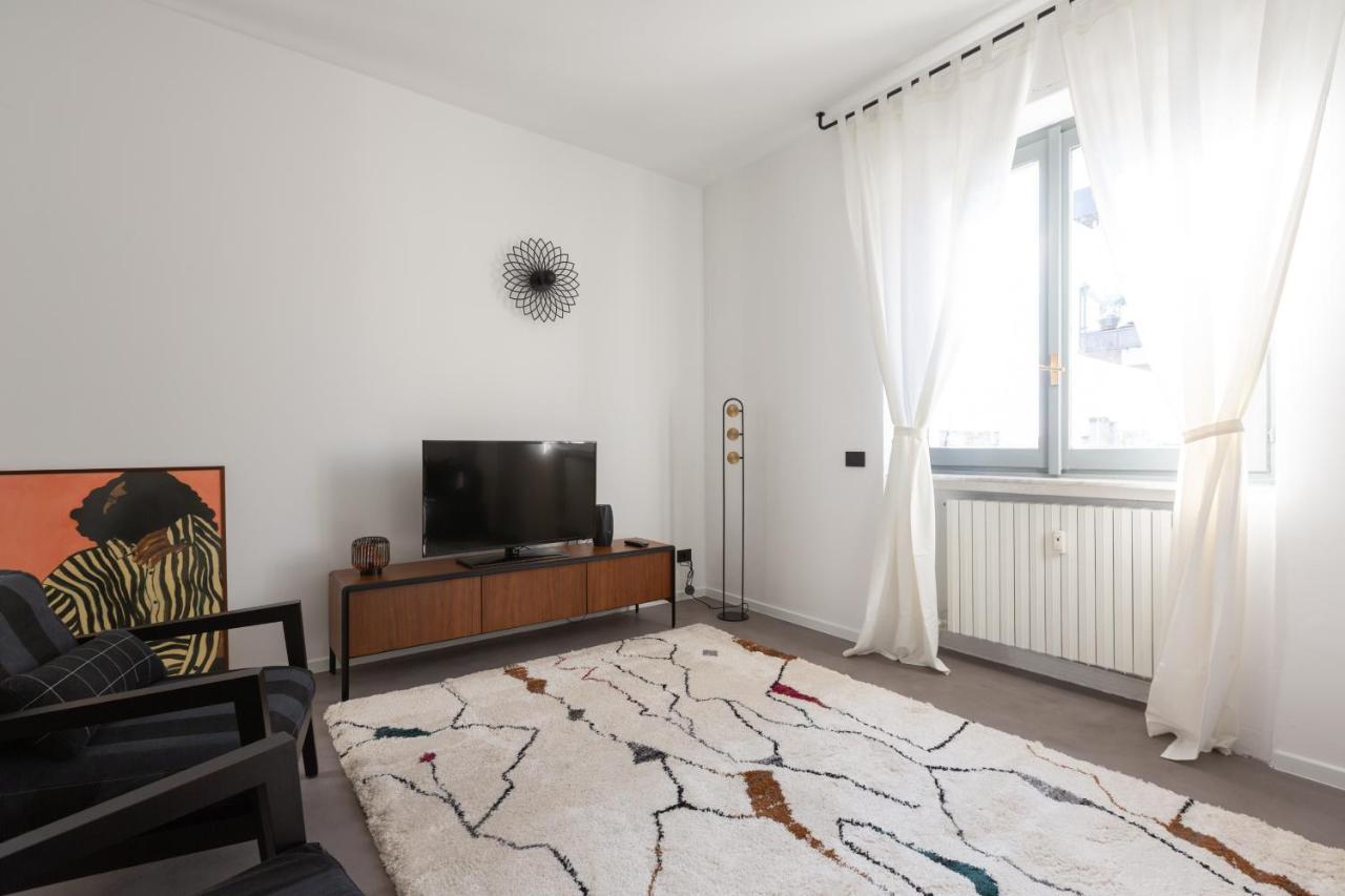 Sant'Ambrogio Bright And Stylish Flat Apartamento Milão Exterior foto
